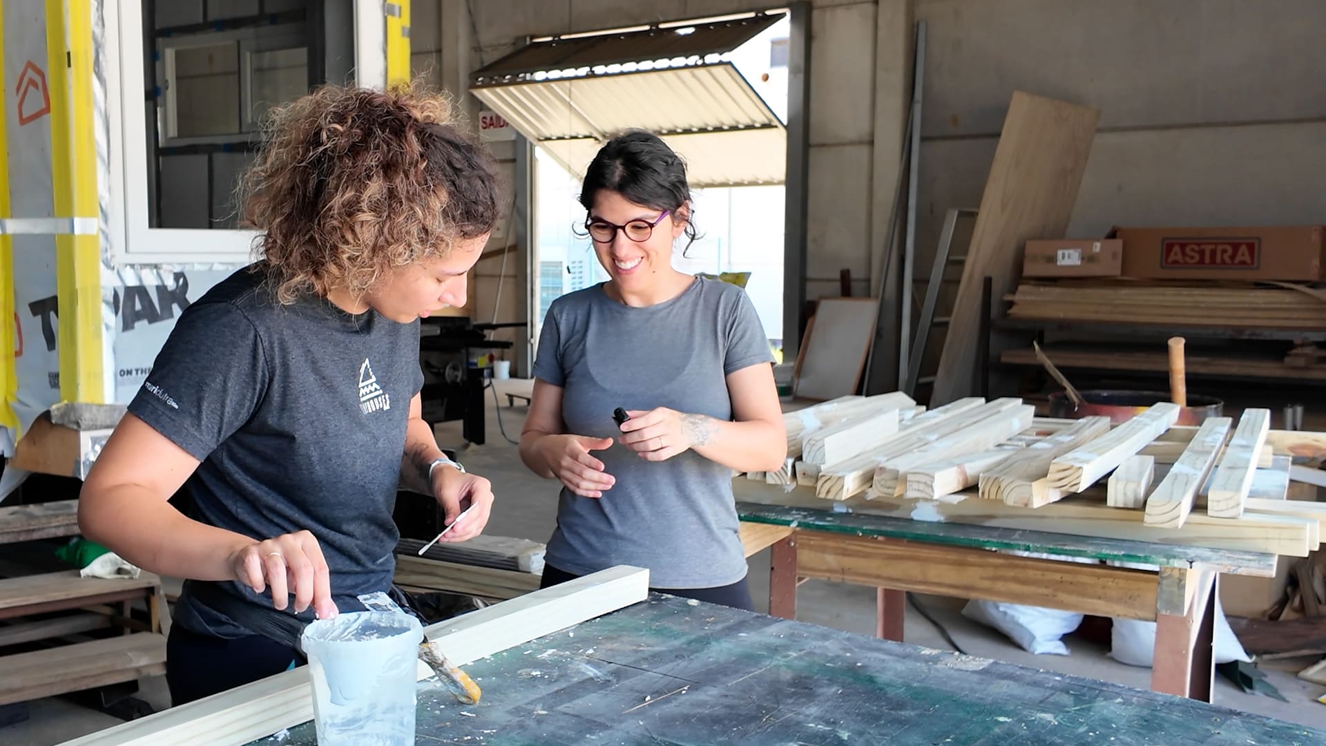 Episódio 14: instalação dos trims de canto em uma Tiny House