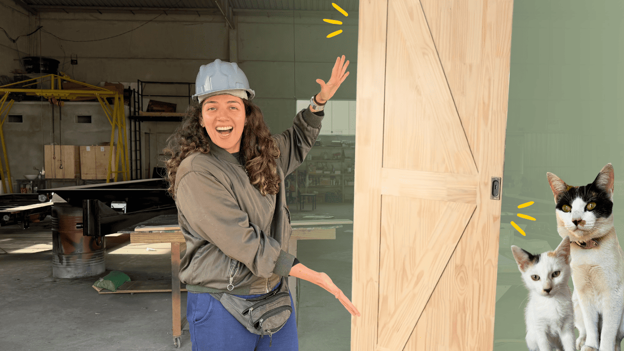 Construção da Tiny House Marianne: Porta Celeiro Artesanal